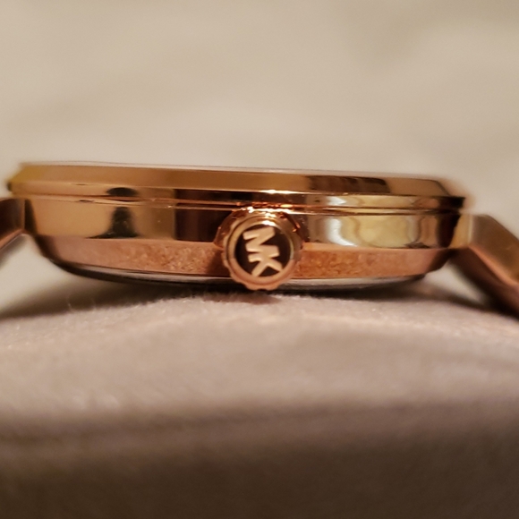 Michael Kors Charley Watch - Picture 3 of 8